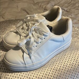 Pink Lily White Women's Sneakers